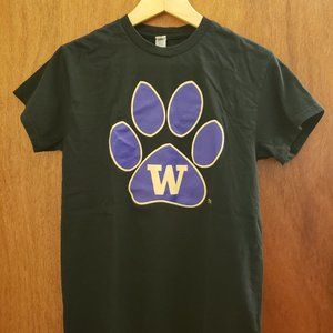 Washington Huskies Dawg Paw T Shirt + UW Items